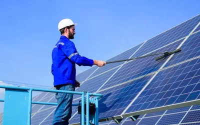 Solar Cleaning: How Often Should You Clean Your Panels
